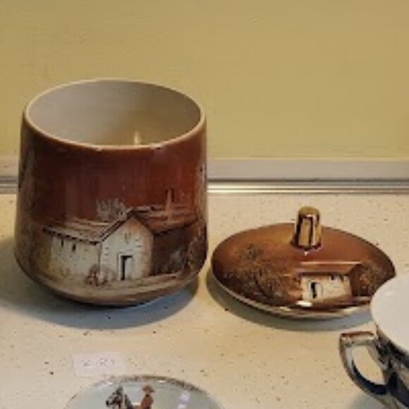 1940's Hand Painted Portugal Jar & Lid - Picture 2 of 5